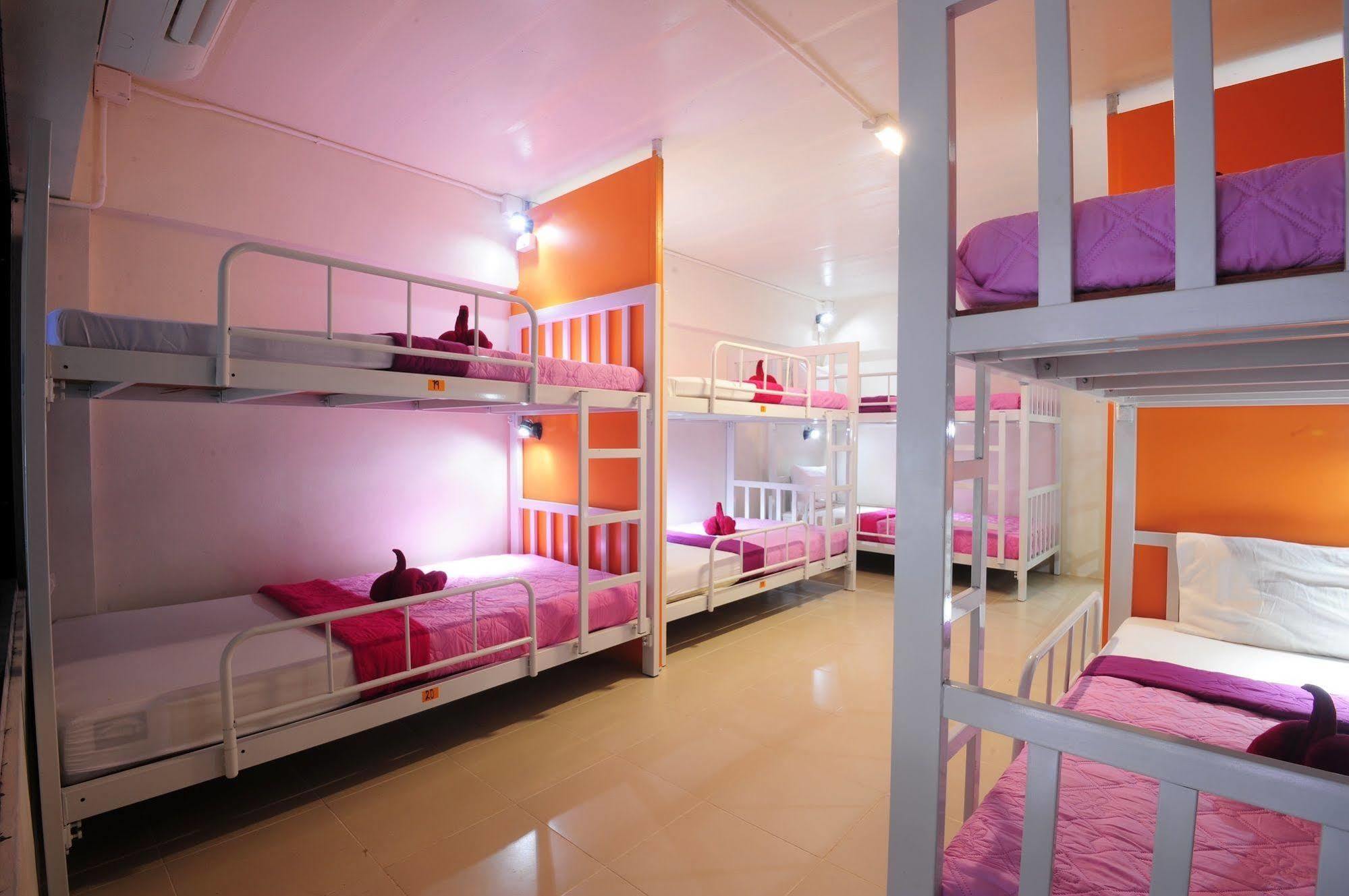 Sabai Hostel Phi Phi Islands Esterno foto